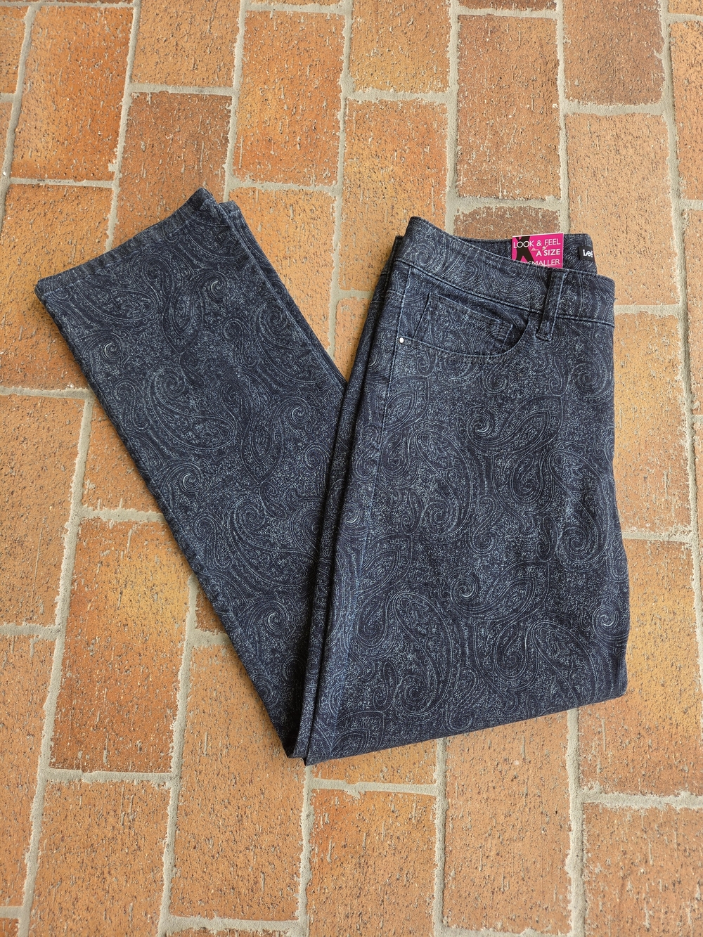 Lee Classic-Fit Jeans Dark Blue Scroll Print Straight Leg Stretch Size 8P NWT